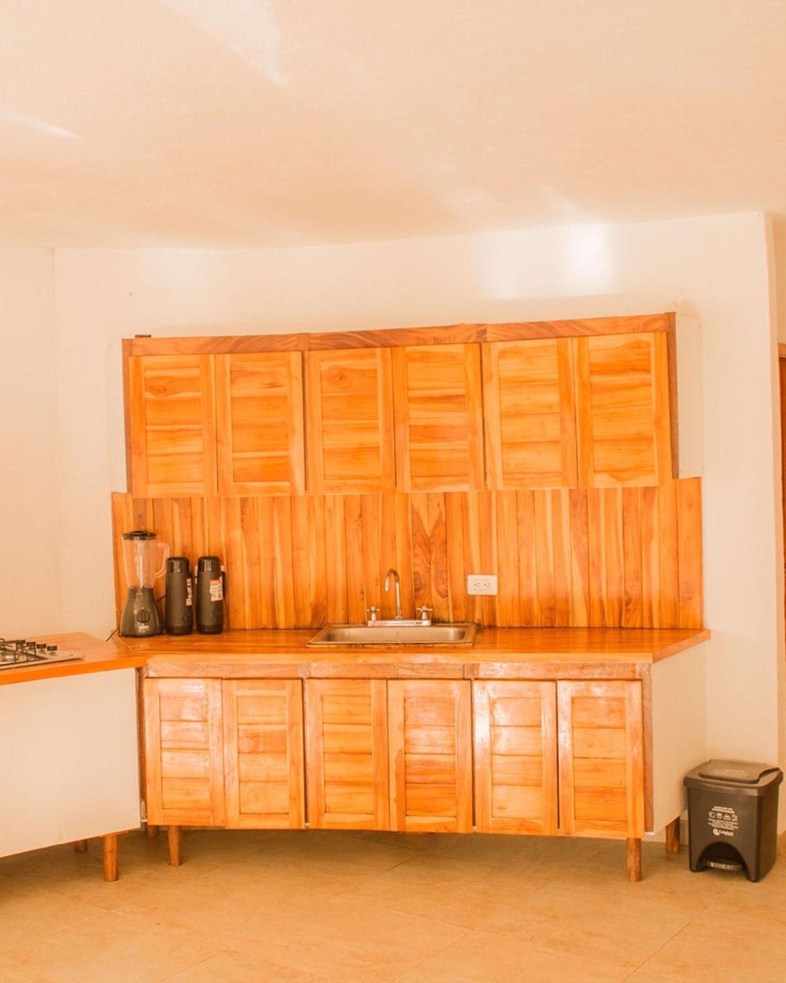 Pensión Hb7 Quadruple With Shared Bathroom Cartagena