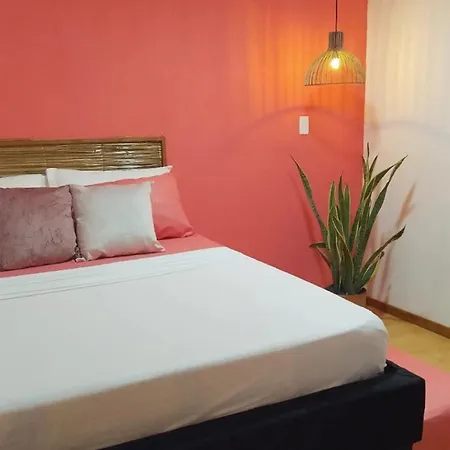 Hb7 Quadruple With Shared Bathroom *