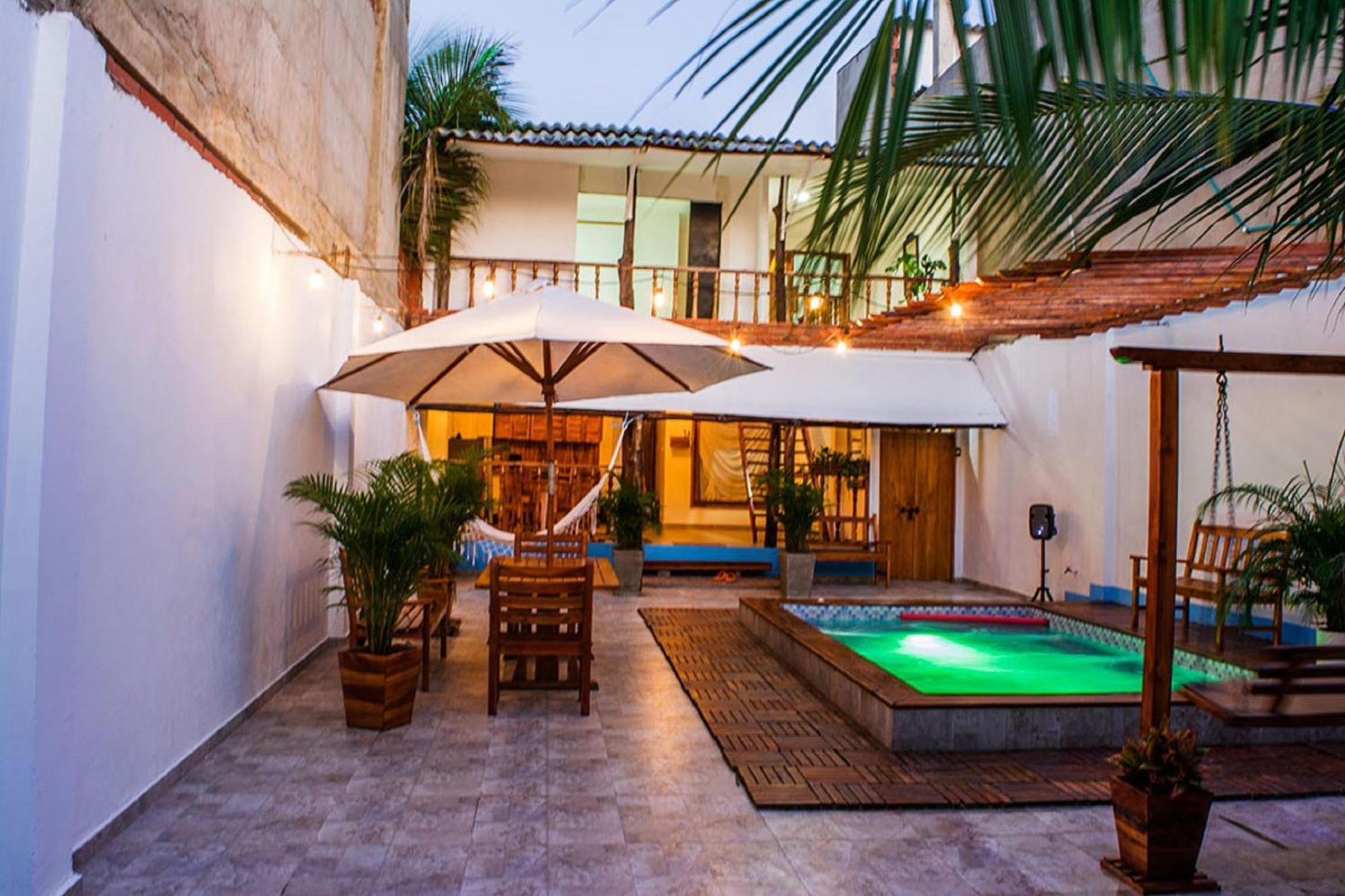 Hb7 Quadruple With Shared Bathroom Guest house *